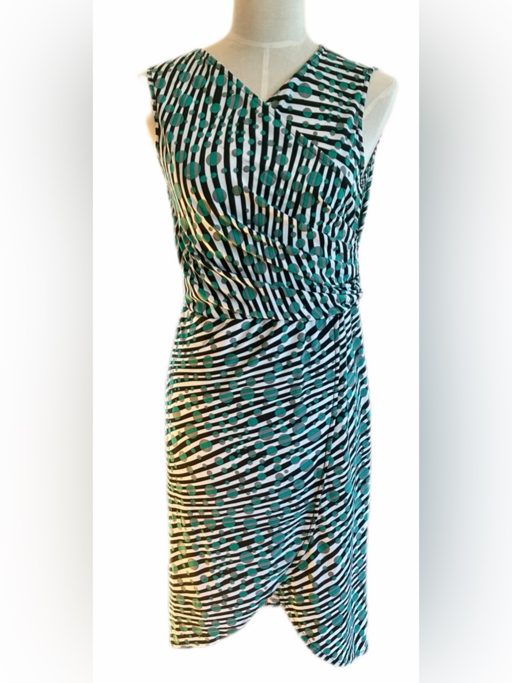 Jon & Anna Sleeveless Black/Green Polka Dot Wrap Dress M